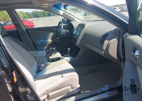 2007 Nissan Altima 2.5 S z USA, uszkodzony, nr VIN 1N4AL21E27N437521